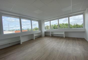 Location bureau Rosny-sous-Bois (93110) - 35 m²
