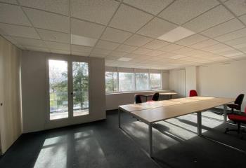 Location bureau Saint-Herblain (44800) - 1172 m² à Saint-Herblain - 44800