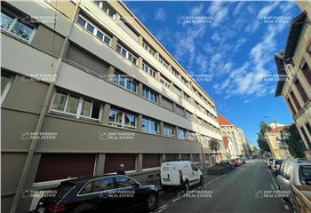 Location bureau Villeurbanne (69100) - 143 m²