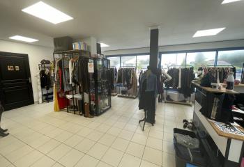 Location local commercial Beauvais (60000) - 66 m²