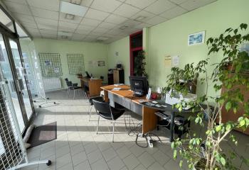 Location local commercial Bresles (60510) - 50 m²
