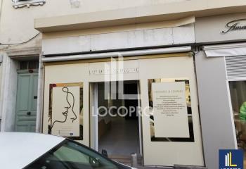 Location local commercial Cannes (06400) - 60 m²