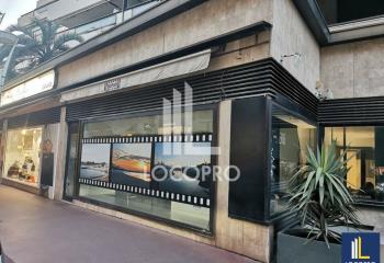 Location local commercial Cannes (06400) - 95 m²