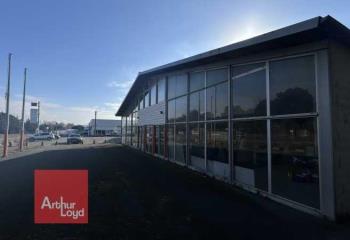 Location local commercial Carcassonne (11000) - 3080 m²