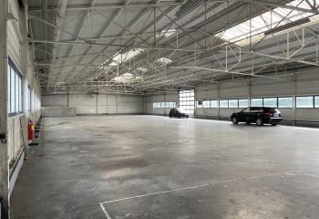 Location local commercial Chamant (60300) - 560 m²