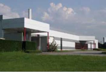 Location local commercial Golbey (88190) - 4072 m²