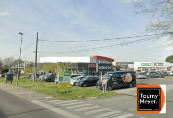 Location local commercial Langon (33210) - 677 m²