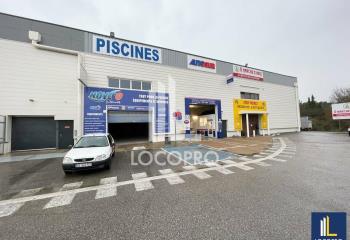 Location local commercial Les Pennes-Mirabeau (13170) - 196 m²