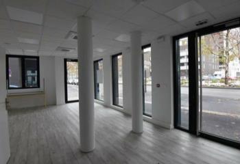 Location local commercial Libourne (33500) - 360 m²