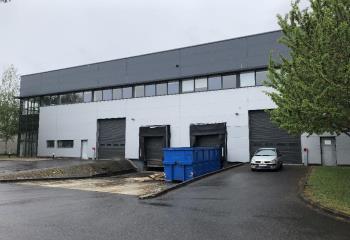 Location local commercial Lisses (91090) - 3096 m²