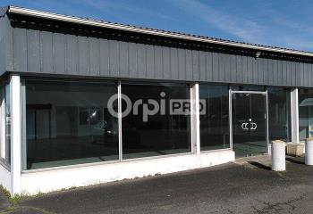 Location local commercial Lons (64140) - 610 m²