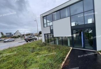 Location local commercial Lorient (56100) - 570 m²