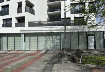 Location local commercial Lormont (33310) - 431 m²