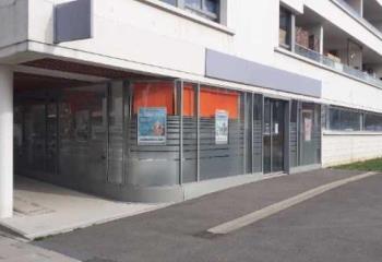 Location local commercial Massy (91300) - 100 m² à Massy - 91300
