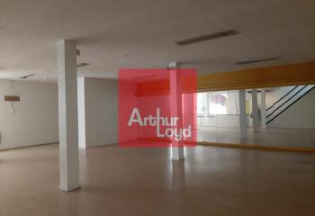 Location local commercial Melun (77000) - 393 m²