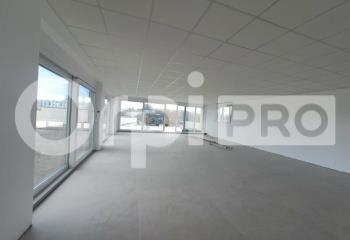 Location local commercial Metz (57070) - 530 m²