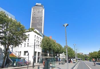 Location local commercial Nantes (44000) - 1809 m²
