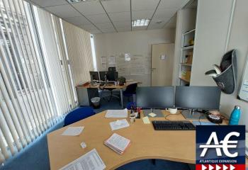 Location local commercial Nantes (44000) - 132 m²
