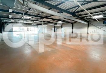 Location local commercial Olivet (45160) - 920 m²