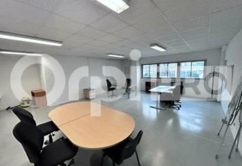 Location local commercial Ormoy (91540) - 95 m²