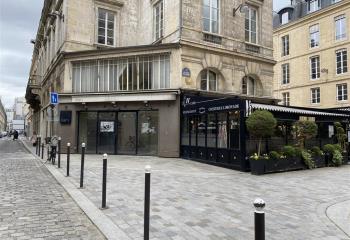 Location local commercial Paris 1 (75001) - 220 m²