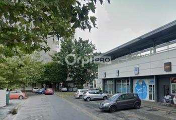 Location local commercial Pau (64000) - 176 m²