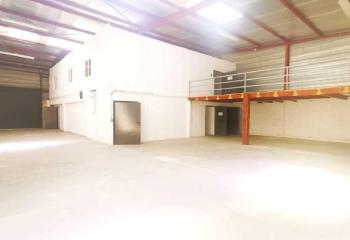 Location local commercial Quincy-Voisins (77860) - 578 m²