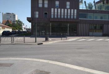 Location local commercial Reims (51100) - 184 m²