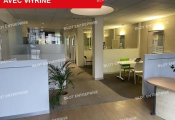 Location local commercial Rennes (35200) - 128 m² à Rennes - 35000