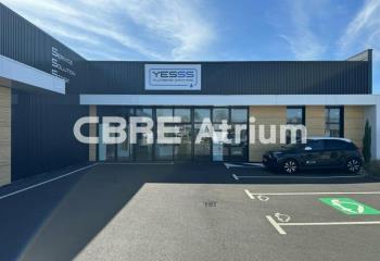 Location local commercial Thiers (63300) - 374 m²
