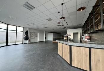 Location local commercial Tours (37100) - 236 m²