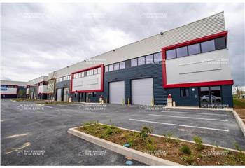 Location activité/entrepôt Chanteloup-en-Brie (77600) - 484 m²