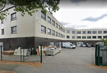 Location activité/entrepôt Chanteloup-les-Vignes (78570) - 250 m²
