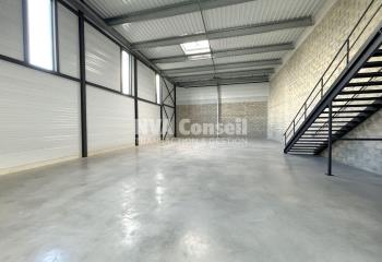 Location activité/entrepôt Éragny (95610) - 371 m²