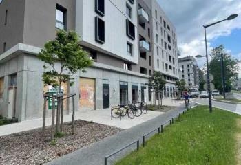 Location entrepots 139 m² non divisibles à Grenoble - 38000