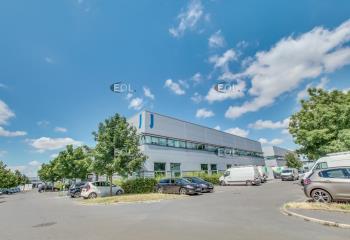 Location activité/entrepôt Ivry-sur-Seine (94200) - 586 m²