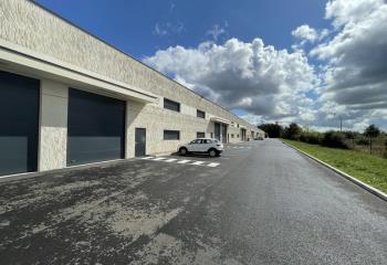 Location activité/entrepôt Izon (33450) - 224 m²
