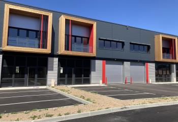 Location activité/entrepôt La Seyne-sur-Mer (83500) - 374 m²