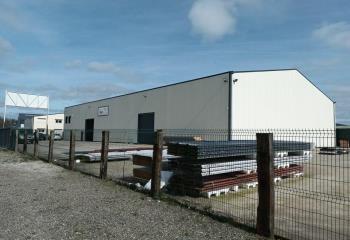 Location activité/entrepôt La Trinité-de-Thouberville (27310) - 1500 m² à La Trinité-de-Thouberville - 27310