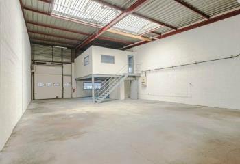 Location activité/entrepôt Lisses (91090) - 226 m²