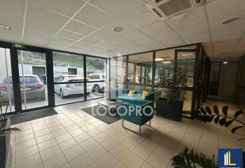 Location activité/entrepôt Mouans-Sartoux (06370) - 1047 m²