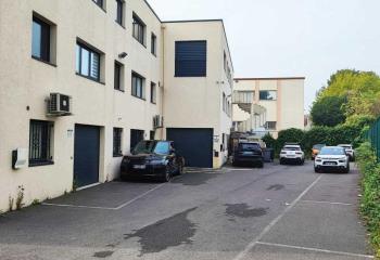 Location activité/entrepôt Neuilly-Plaisance (93360) - 1000 m²