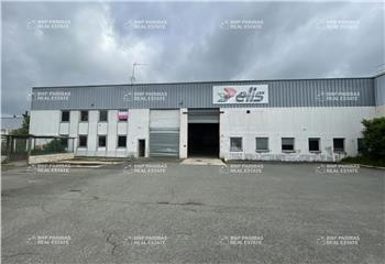 Location activité/entrepôt Plaisir (78370) - 1664 m²
