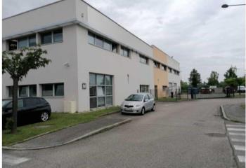 Location activité/entrepôt Saint-Priest (69800) - 1730 m² à Saint-Priest - 69800