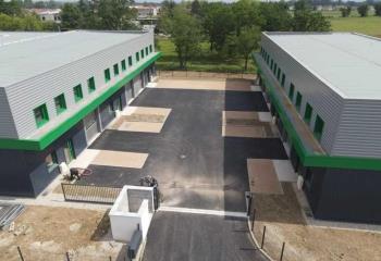 Location activité/entrepôt Tignieu-Jameyzieu (38230) - 920 m² à Tignieu-Jameyzieu - 38230