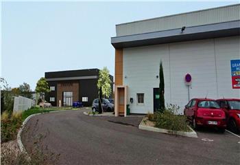 Location activité/entrepôt Villefranche-sur-Saône (69400) - 390 m² à Villefranche-sur-Saône - 69400