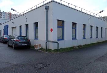 Location activité/entrepôt Villeurbanne (69100) - 268 m²
