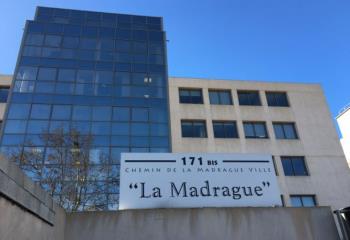 Bureau à vendre Marseille 2 (13002) - 220 m²