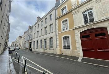 Bureau à vendre Orléans (45000) - 866 m²