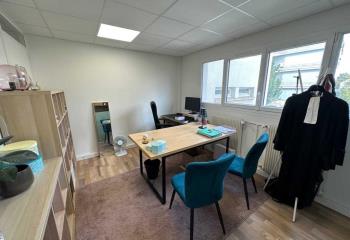 Bureau à vendre Rennes (35000) - 95 m² à Rennes - 35000